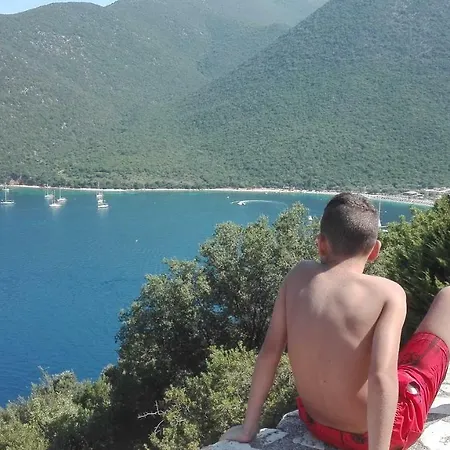 Ralloy Hoyse 펜션 *