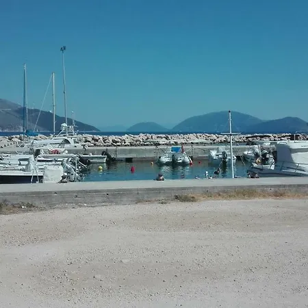 Ralloy Hoyse * Sami (Kefalonia)